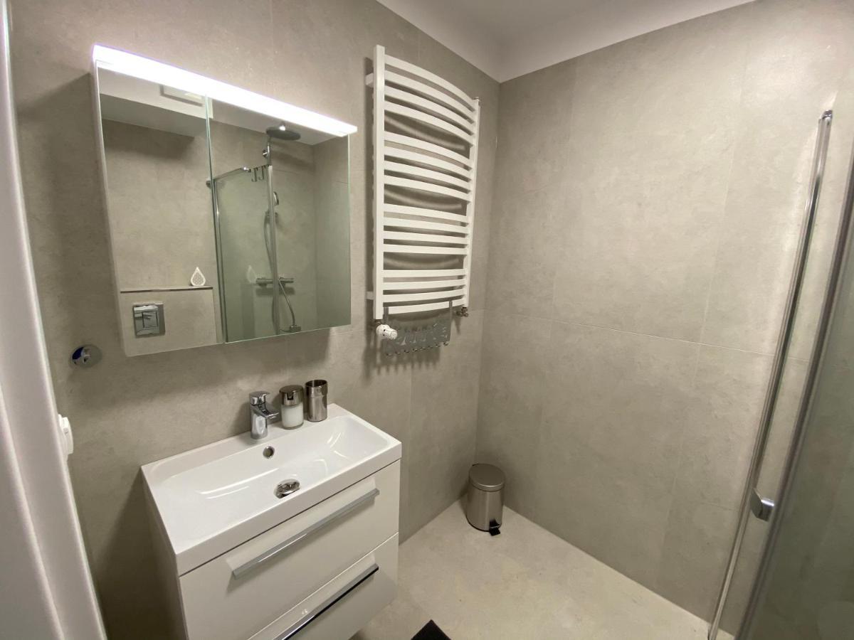 Rodzinny Apartament Platany Centrum Kołobrzeg Esterno foto
